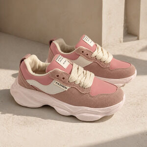 NWOB Fashion Women's Lace-up sneakers size EU36 US 5.5